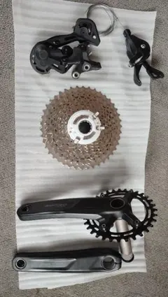 ほぼ新品】Shimano Claris他 コンポセット - メルカリ