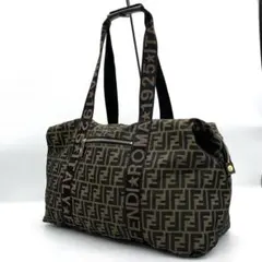 【FENDI】ボストンバッグ　ズッカ柄　ゴールド金具　ナイロン　肩かけ