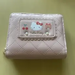 未使用　キティ　二つ折り財布　サンリオ