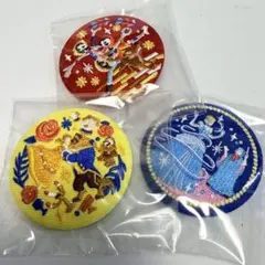 ディズニー　刺繍缶バッジ　３種