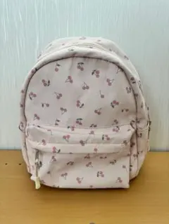 週末セール❗️さくらんぼ柄 キッズ リュック ピンクキッズ 女の子　可愛いのサムネイル