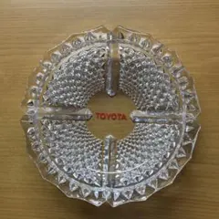 レトロ　TOYOTA クリスタルガラス灰皿 約15cmのサムネイル