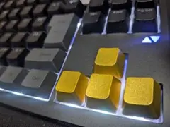 【参考画像あり】金属製 キーキャップ ゴールド 1個（管理番号:02）のサムネイル