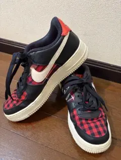 最終価格 NIKEエアフォース1 赤チェック　24.0のサムネイル
