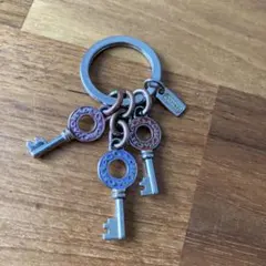 COACH キーホルダー　鍵