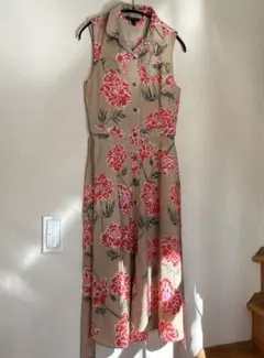 バナナリパブリック ひざ丈ワンピース