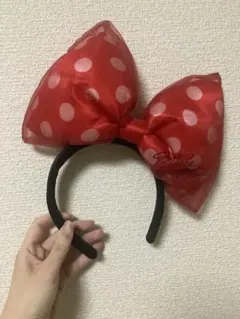 Disney Minnie Mouse リボン　カチューシャ　赤