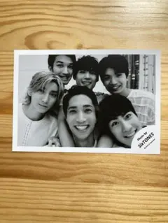 SixTONES 公式写真　セルフィー