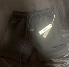 ESSENTIALS FEAR OF GOD ショートパンツ Sのサムネイル