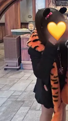 ディズニー マフラーキャップ ミニー ヒョウ柄 - メルカリ