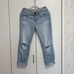 オールドネイビー　ロールアップ　ダメージジーンズ　ライドブルーのサムネイル