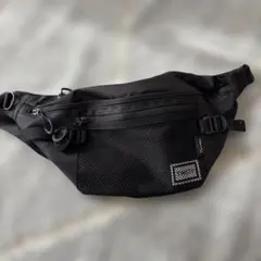 ブラック ボディバッグ メッシュポケット付き