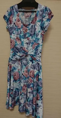 花柄ワンピース アーモワールカプリス(EGERIE)