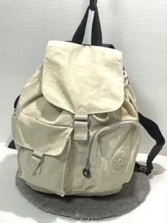 【未使用】タグ付き　キプリング　リュック　チャーム付き　多収納のサムネイル