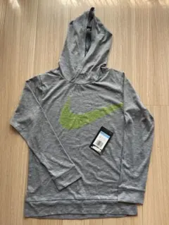 ナイキ DRI-FIT 150㌢M【新品.未使用.タグ付き】長袖フード