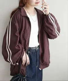 新品タグ付 WEB限定ナイロントラックジャケットバーガンディ ディスコート