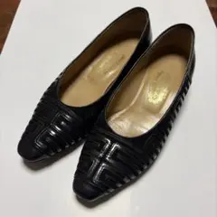 銀座ヨシノヤ　パンプス　ブラックのサムネイル