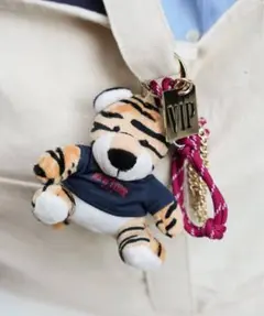 2026年最新】deuxieme classe btn keychainの人気アイテム - メルカリ