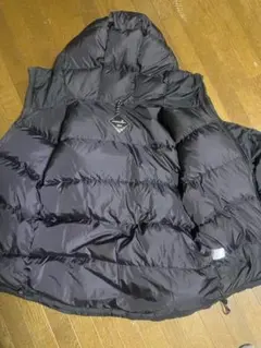 ナンガ　黒 フード付きダウンジャケット
