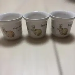 ウェッジウッド　ピーターラビットエッグスタンド3個セット