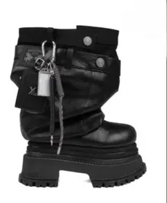 お値下げ中！【完売品】YELLO PERFORATION SHORT BOOTS - メルカリ