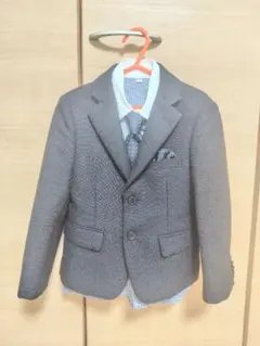 フォーマルジャケット・シャツ・ネクタイセット