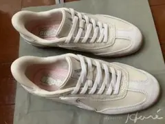 スケッチャーズ　スニーカー　24.5cm