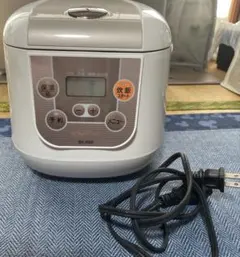 日本と世界の宝物様専用出品商品 炊飯器 BK-R60 ホワイトのサムネイル