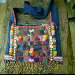 タイ　山岳民族　アンティーク　刺繍ショルダーBag　E