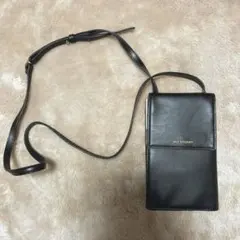 JILL STUART ブラック スマホショルダーバッグ