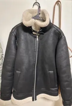 【美品】ZARA フェイクムートンジャケット 白ボア　Lサイズ　ブラック