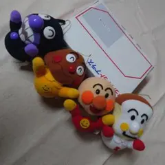 アンパンマン ぬいぐるみ 4体セット・飛び姿勢・サイズ約13cm