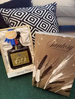 Suntory Whisky Royal 60 特級 箱付きのサムネイル