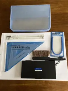 STAEDTLER製図セット 透明チャックケース付き