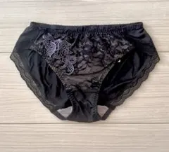 トリンプ AMOSTYLE ブラック サテン レースショーツ Mサイズ 新品