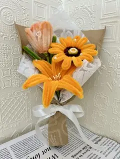 モールフラワー 枯れない花　可愛いミニブーケ　オレンジ色