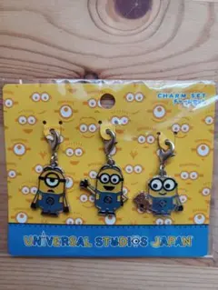 美品 ユニバ ミニオンストラップ