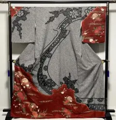 D584 訪問着　絞り　鞠　花模様　金彩　正絹　着物　袷　美品