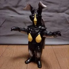 絶版・500体限定CCP ウルトラの父 ブラック ソフビ - メルカリ