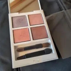 ADDICTION TOKYO ザ アイシャドウ パレット 104