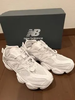 New Balance U90606B5 スニーカー　ホワイト　25.0cmのサムネイル
