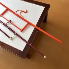 着物ハンガー オレンジと赤 ２点