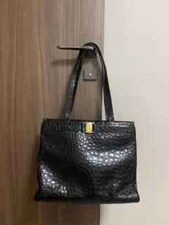 フェラガモのクロコダイルのバック