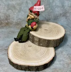 Item thumbnail for item 7498100e-b89b-451d-a2cb-ebf60122700b