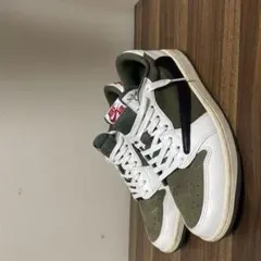 エアジョーダン1 LOW トラビススコット　リバースオリーブ 27cm