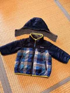 パタゴニア　リバーシブルトリプルズフーディ 6-12M