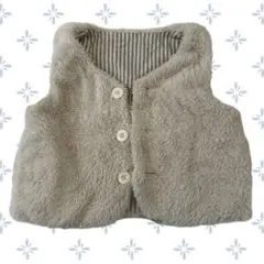 ホワイトふわふわベスト