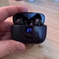 ブラックワイヤレスイヤホン USB-C充電