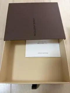 LOUIS VUITTON ギフトボックスと布袋セット