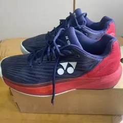 ヨネックステニスシューズ　パワークッションエプリクション5MAC 26cm